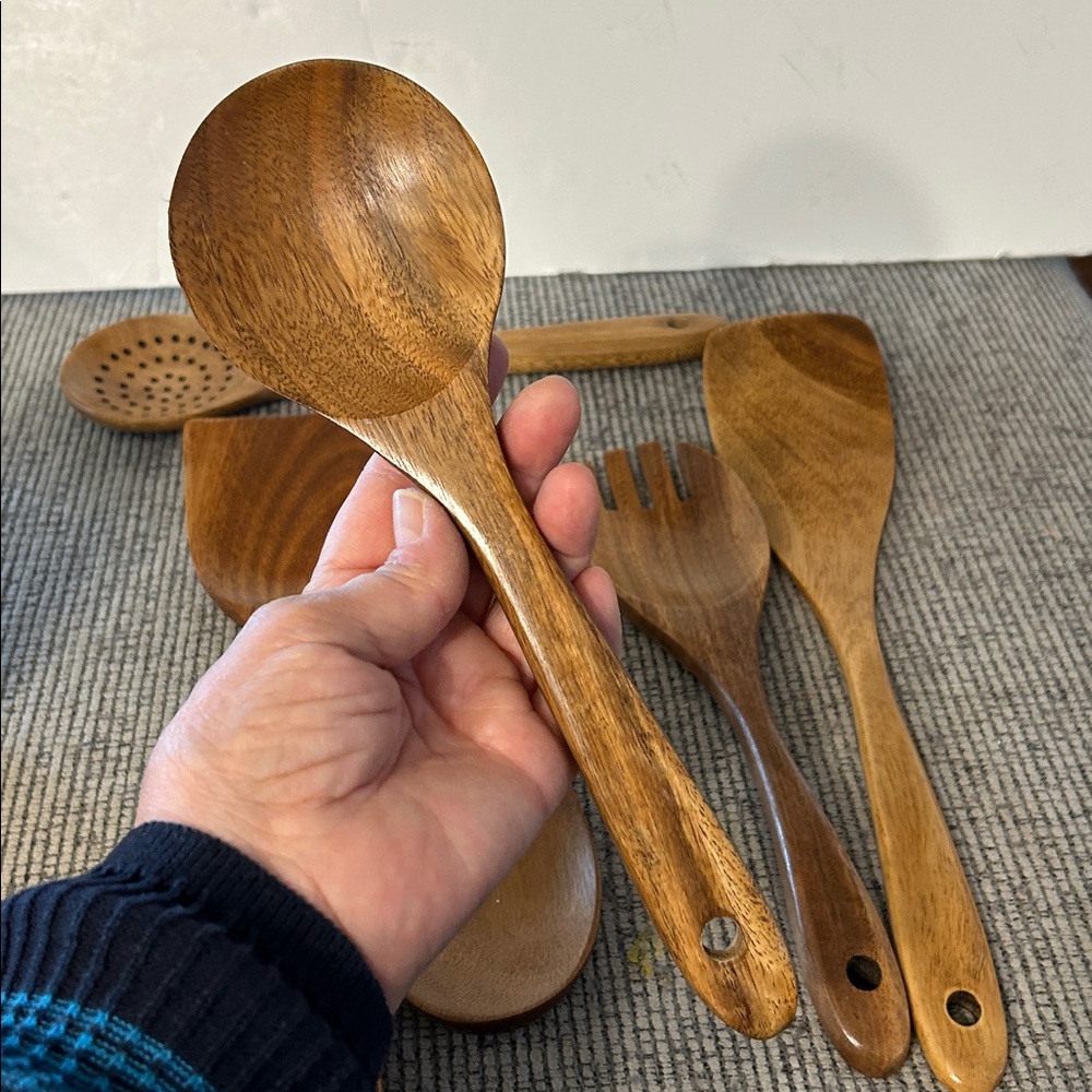Wooden Utensil Set with Holder 6 pcs spoon spatula fork piece (salad server?) - Picture 7 of 13